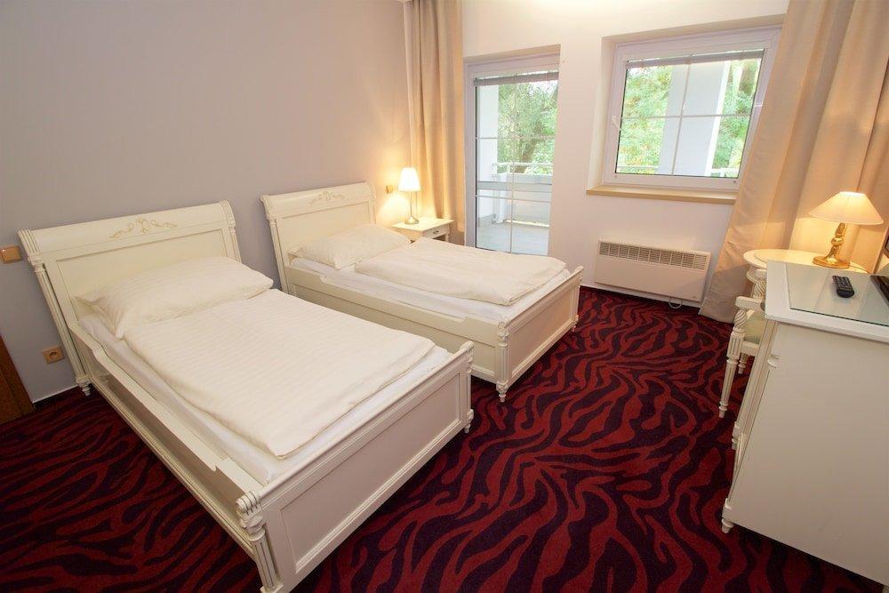 Hotel Galant Lednice Luaran gambar