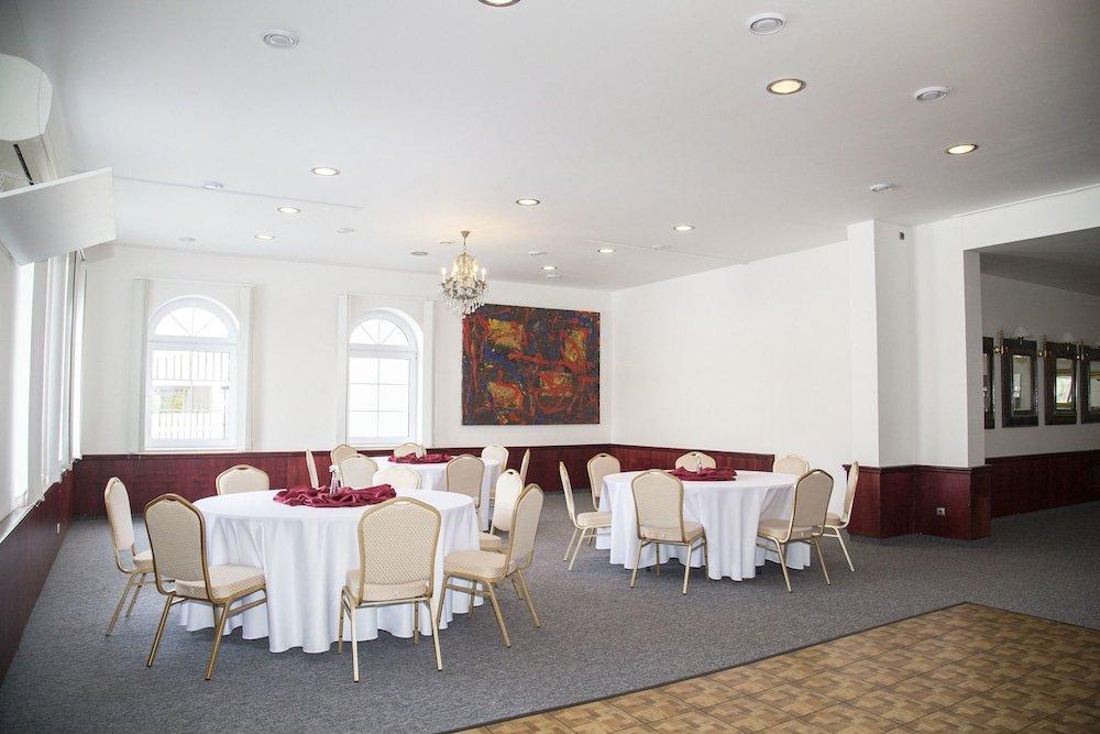Hotel Galant Lednice Luaran gambar